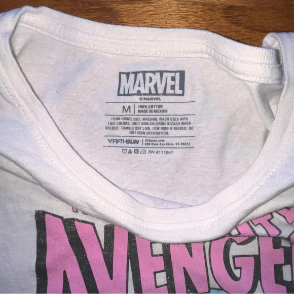 Fifth Sun Marvel Retro Mighty Avengers Women's Cropped T-Shirt - Size M - GUC - Picture 5 of 7